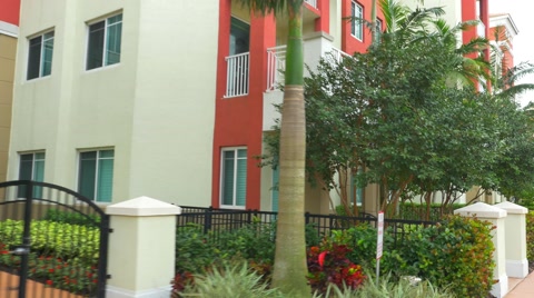 Townhomes With Little Gardens